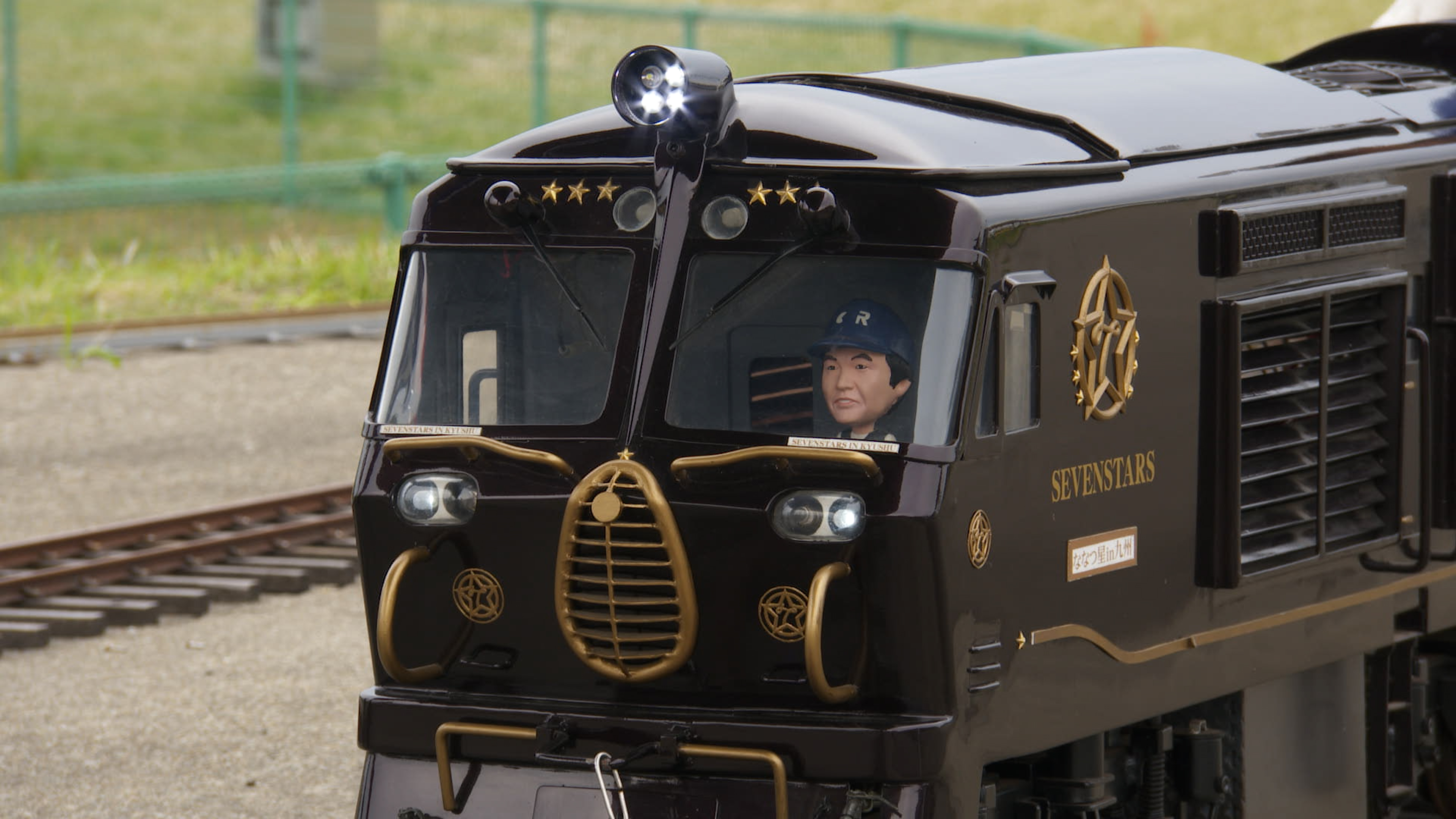 こんな素敵なミニ鉄道が！